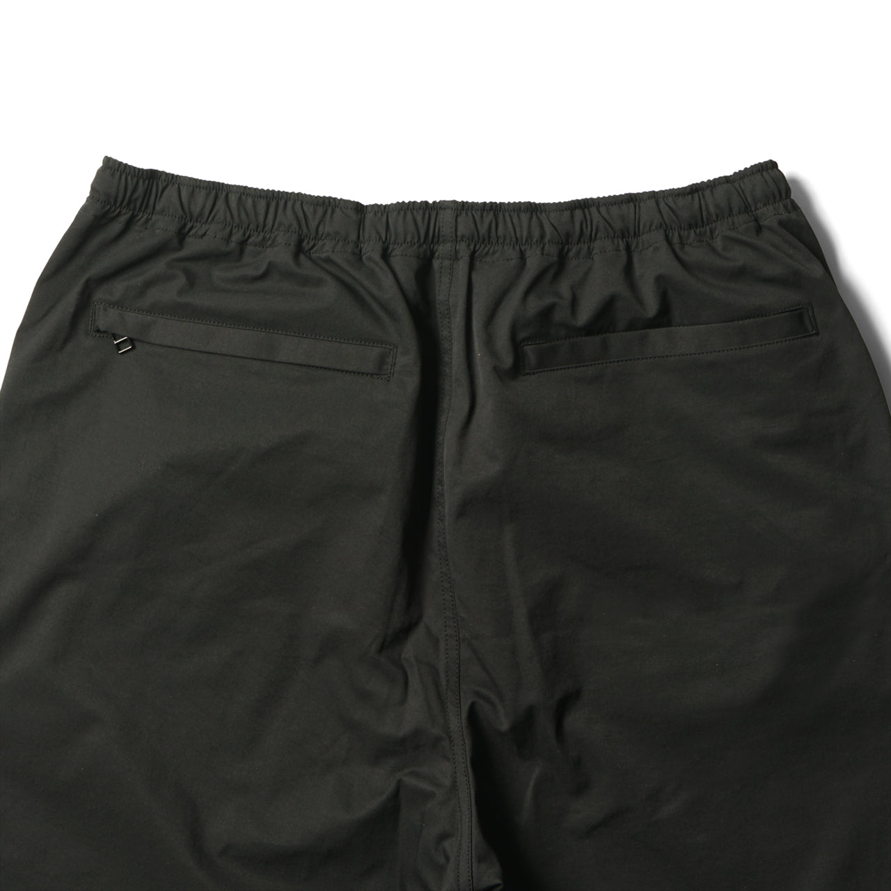 FOUNDATION  BEACH SHORTS BLACK